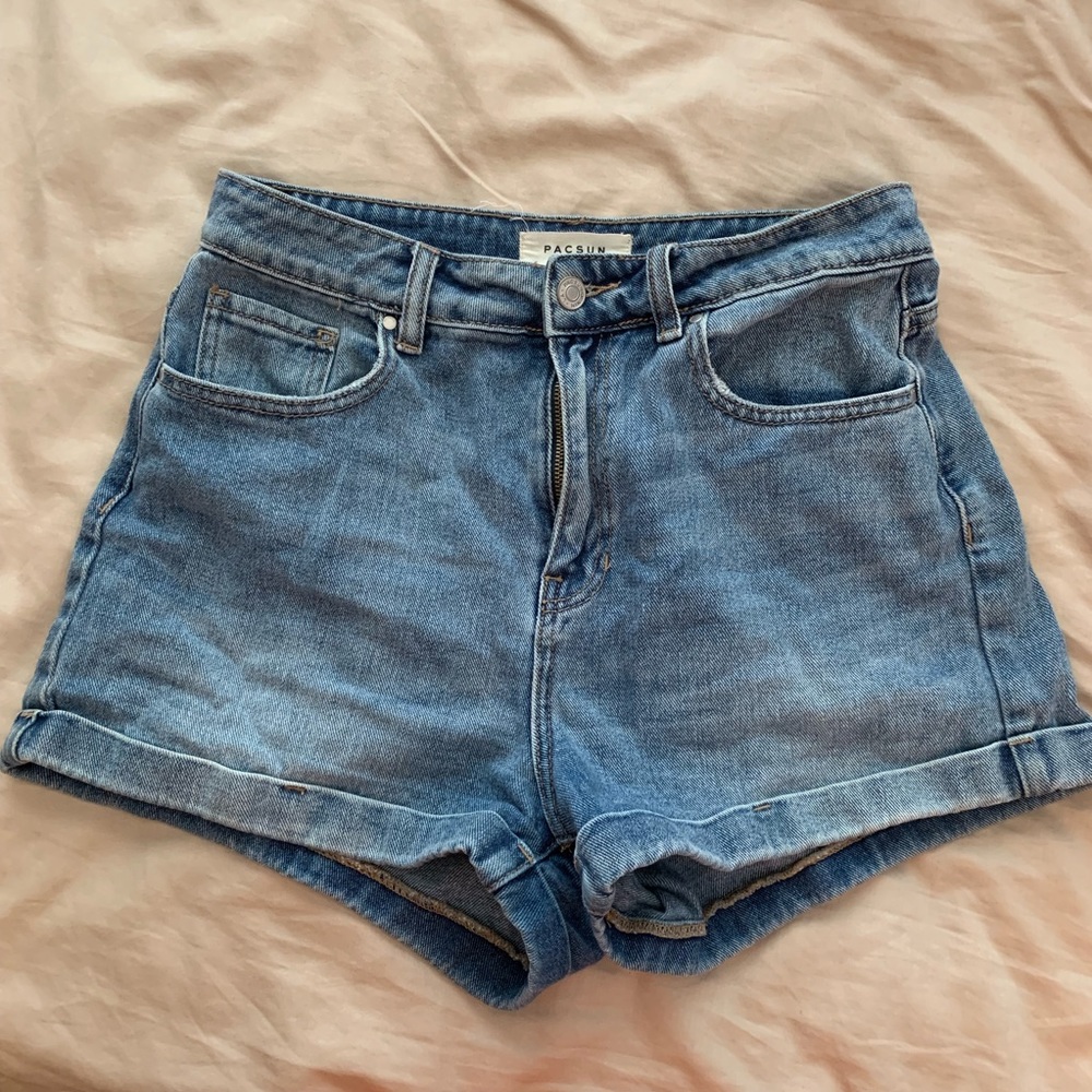 PacSun Mom Jean Shorts
